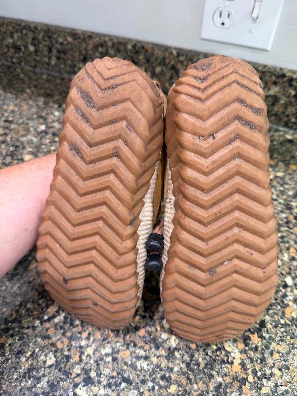 Sorel Two-Tone Brown and Black Duck Boots size 4